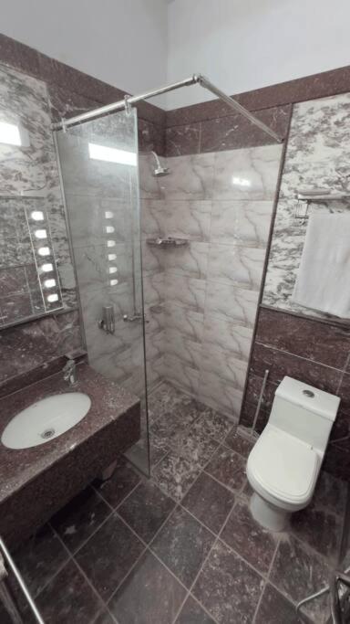 Greenlux Residency Rawalpindi Ruang foto