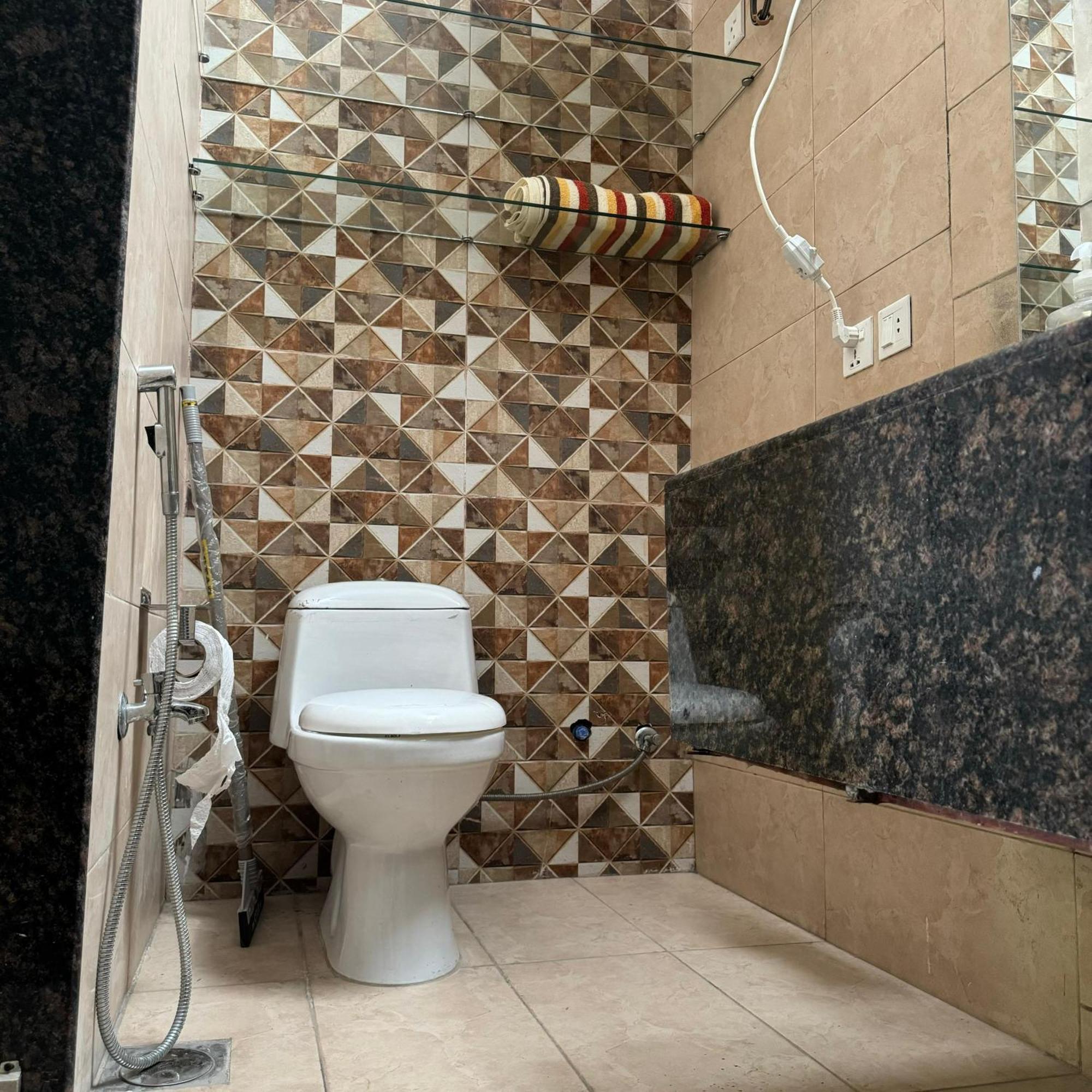 Greenlux Residency Rawalpindi Bagian luar foto