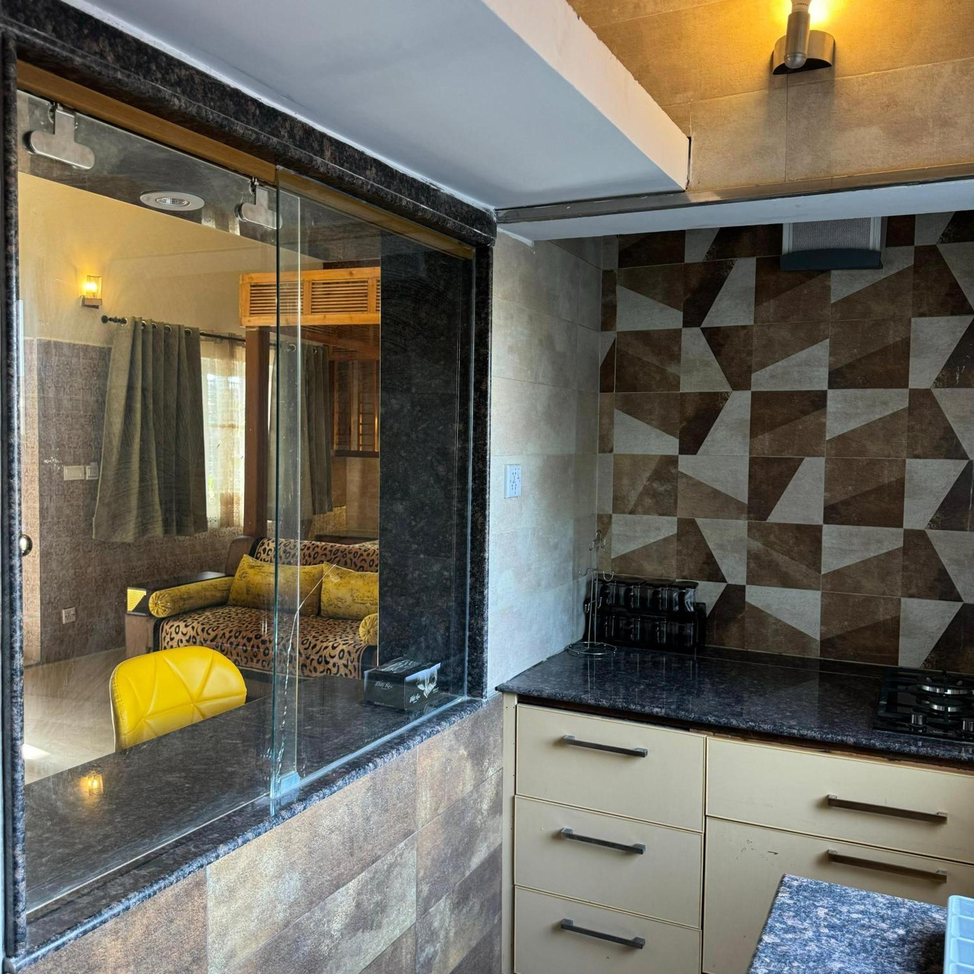 Greenlux Residency Rawalpindi Bagian luar foto