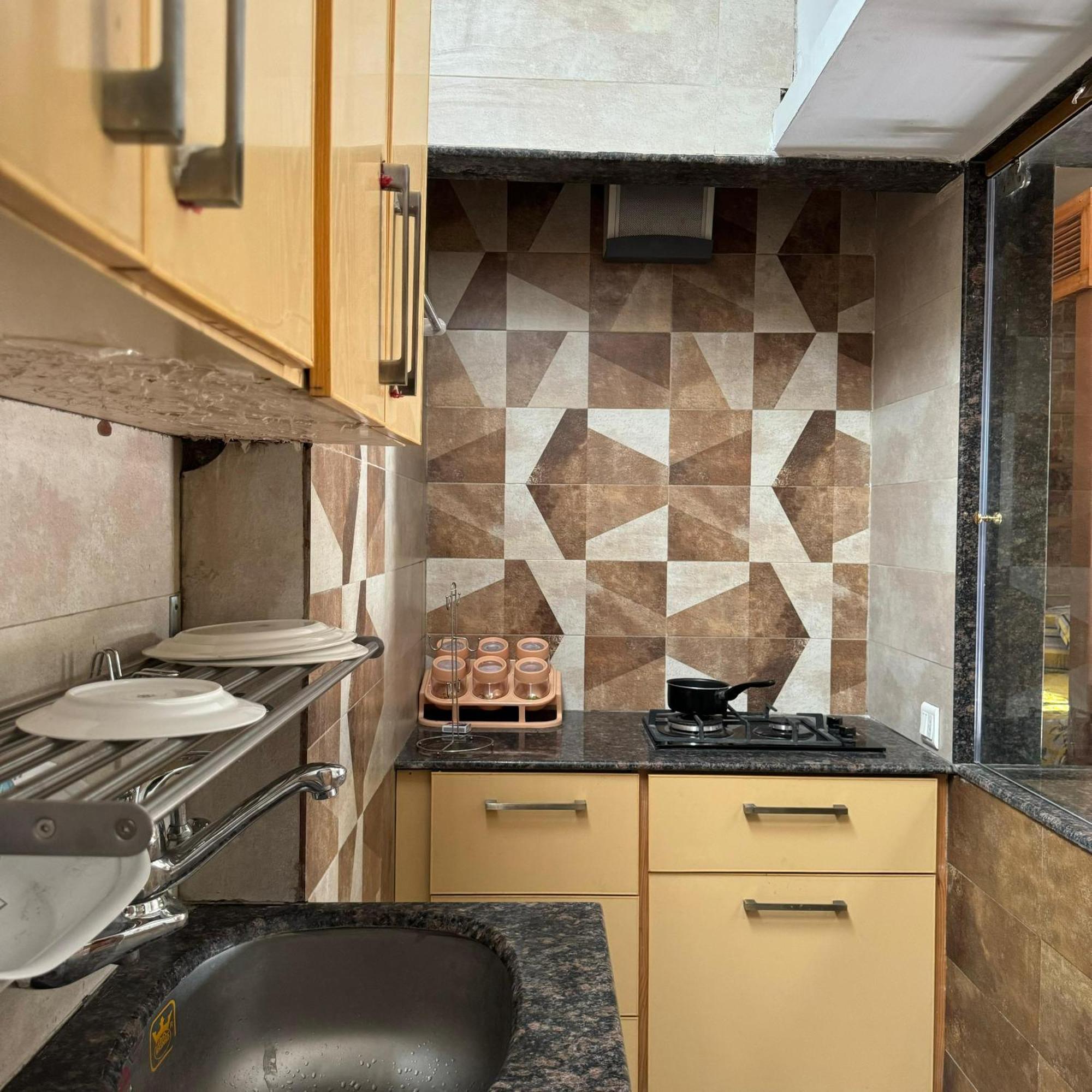 Greenlux Residency Rawalpindi Bagian luar foto