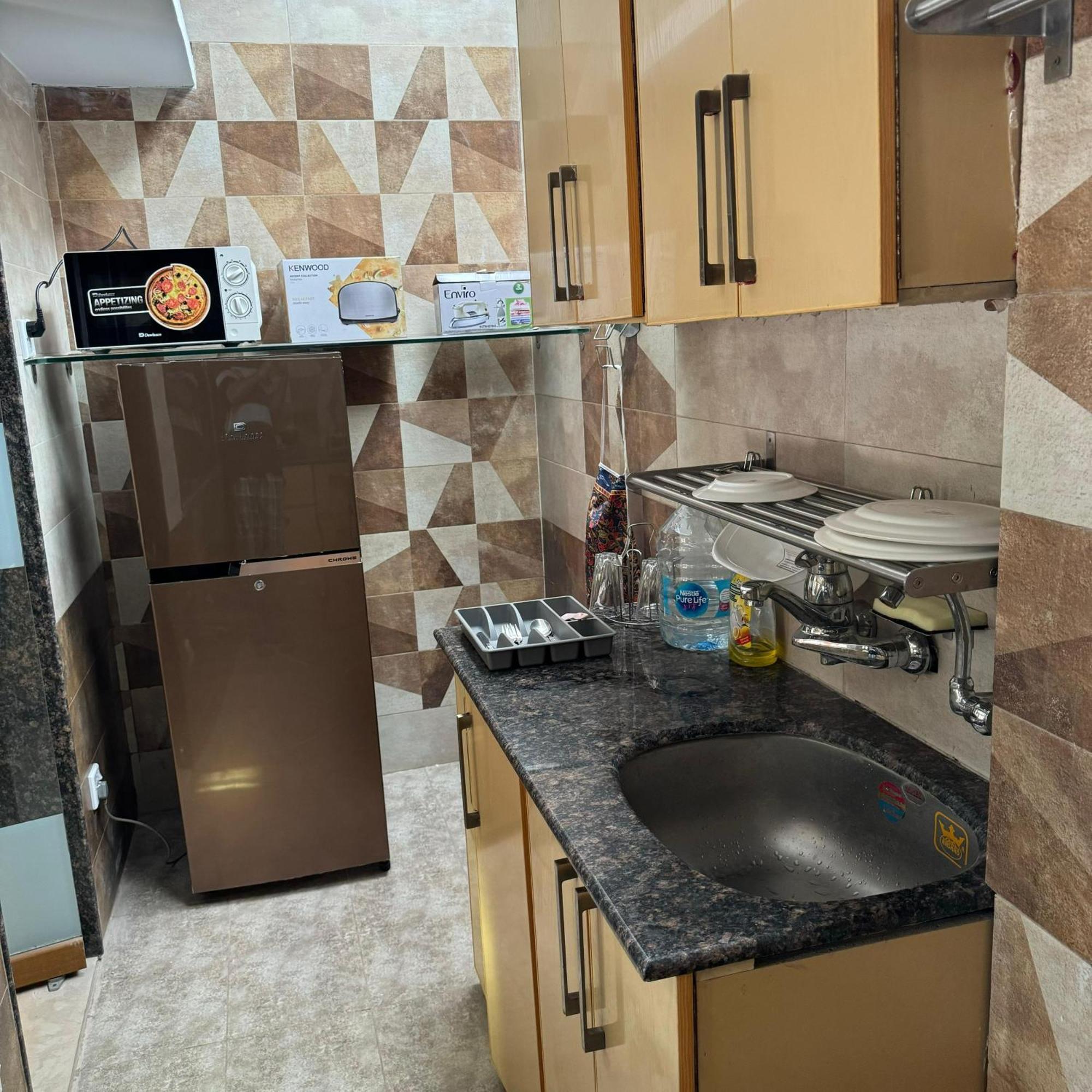 Greenlux Residency Rawalpindi Bagian luar foto