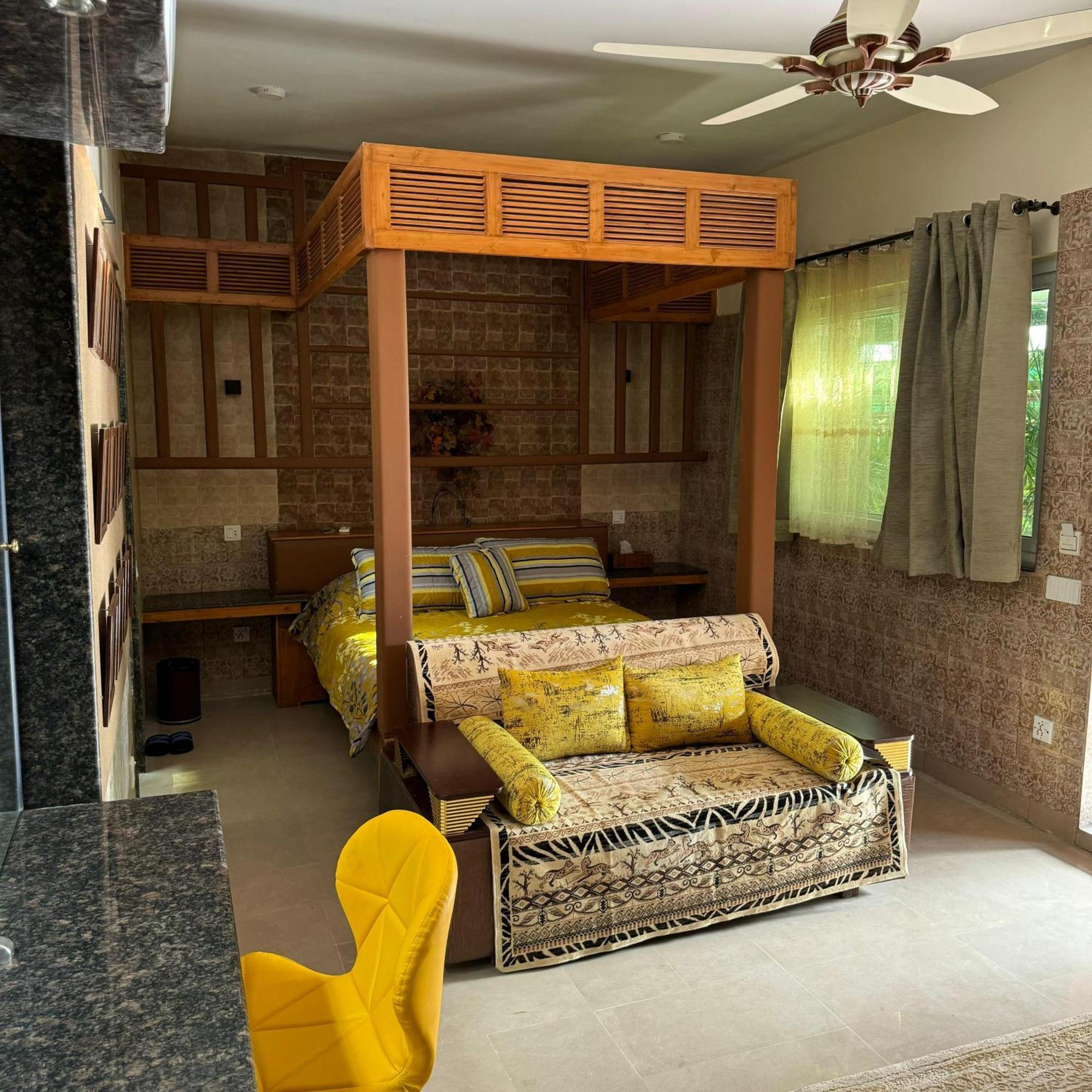 Greenlux Residency Rawalpindi Bagian luar foto