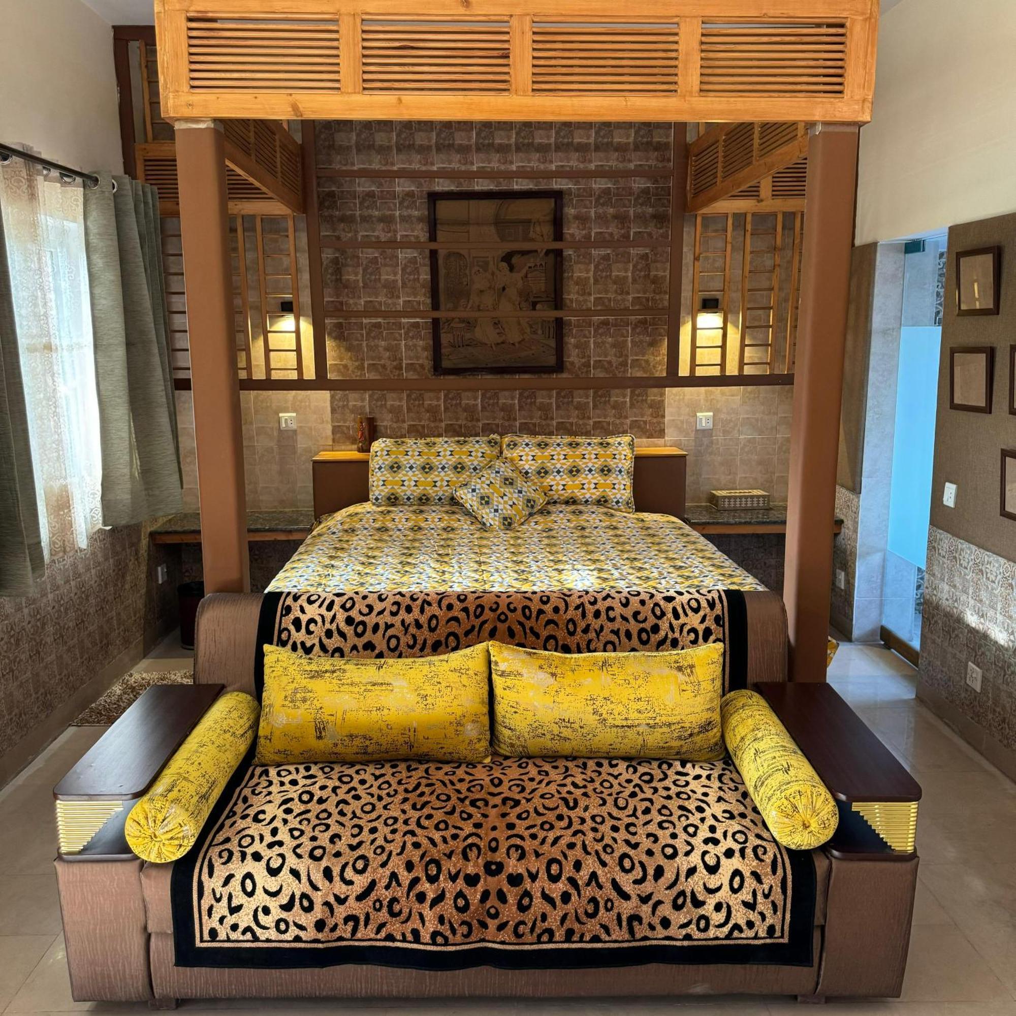 Greenlux Residency Rawalpindi Bagian luar foto