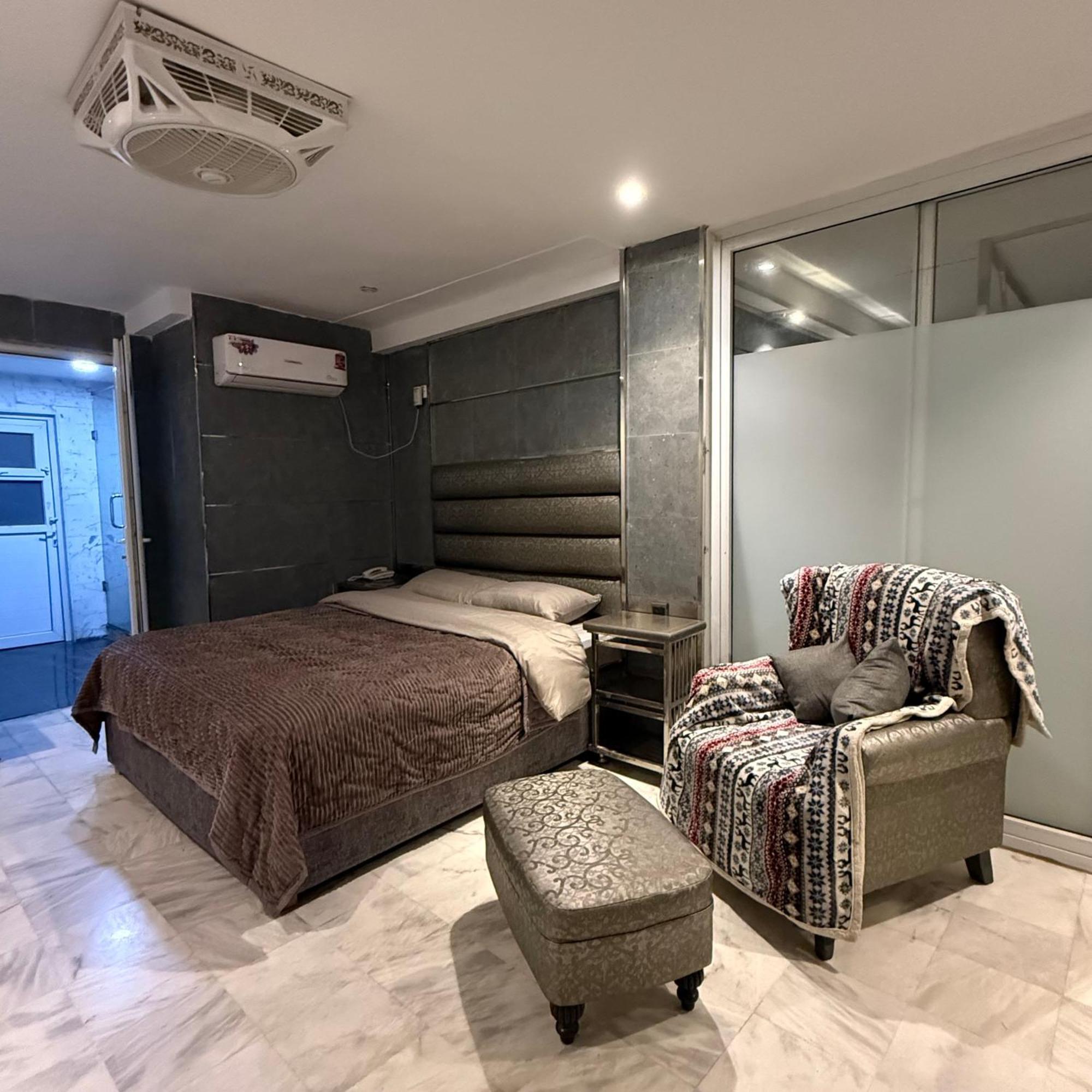 Greenlux Residency Rawalpindi Bagian luar foto